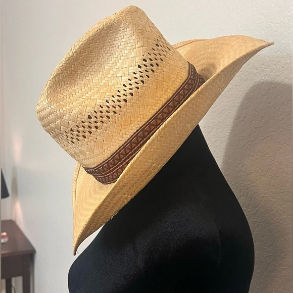 American Hat Company straw cowboy hat. Size 6 7/8. Very good condition - Picture 1 of 5